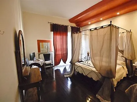 La Boheme Bed and breakfast *