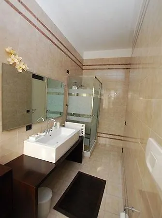 La Boheme Bed & Breakfast *